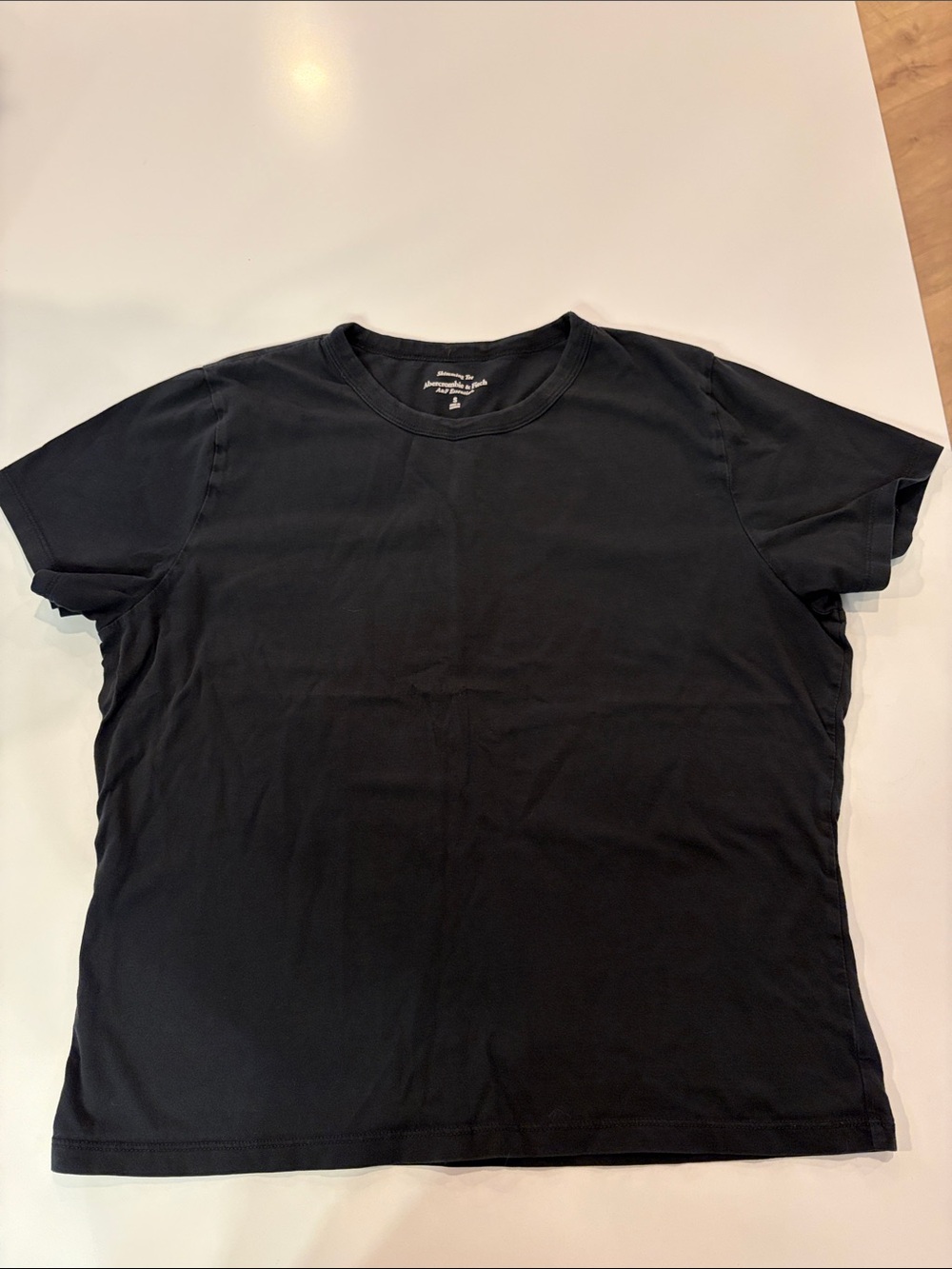 Abercrombie women’s essentials skimming tee - Black Crewneck T-Shirt